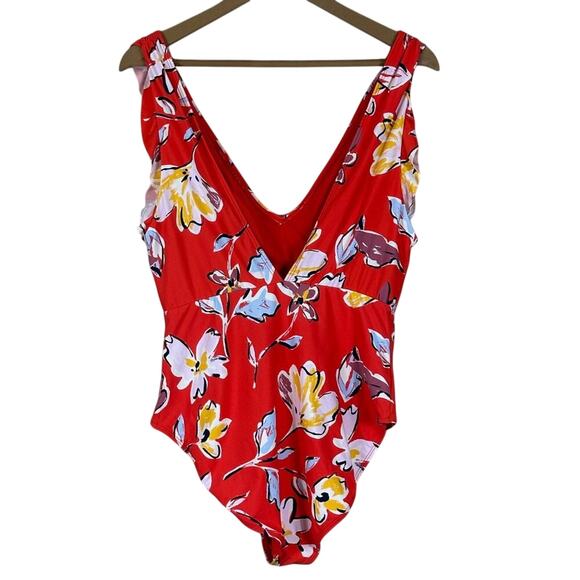 NWT Catalina One Piece Swimsuit Womens L Red Tropical Floral Ruffle V-Neck - Picture 2 of 6